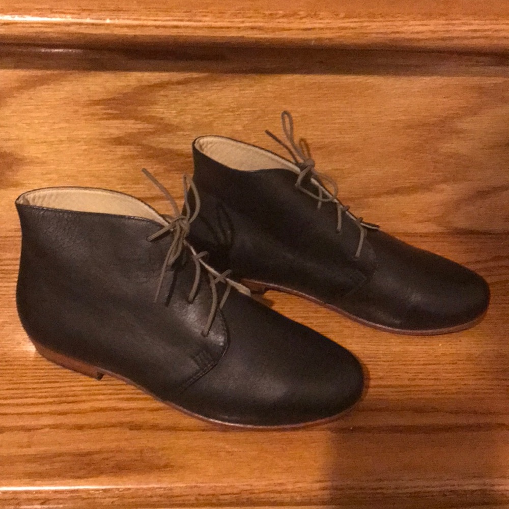 6.5 Nisolo leather boots